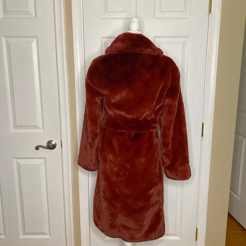 Allen Schwartz Greta Faux Fur Coat Red Size Small NWT - Picture 10 of 16